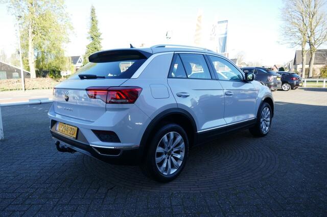 Volkswagen T-Roc 1.5 TSI SPORT 150 PK CAMERA/TREKHAAK/ELEKTR.AKLEP/ADAPT.CRUISE