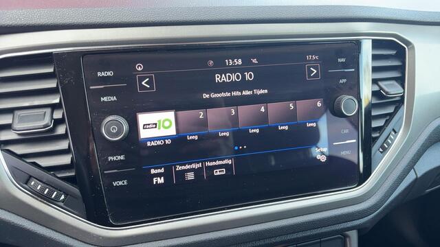 Volkswagen T-Roc 1.0 TSI Style Business CARPLAY / NAVI / AIRCO / ACC / PDC / BLUETOOTH / CRUISE / NL-AUTO