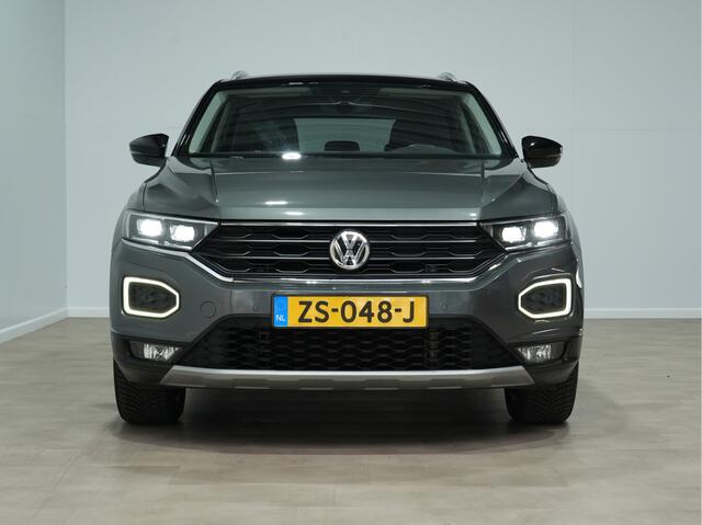 Volkswagen T-Roc 1.5 150pk TSI Style Business Navigatie 299
