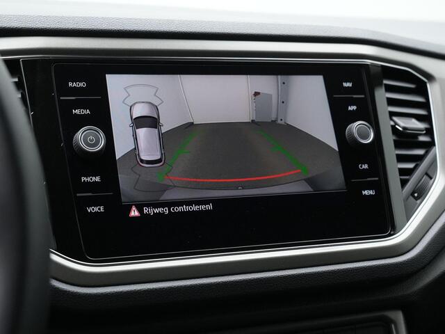 Volkswagen T-Roc 1.0 TSI 115 pk Style | Trekhaak | Achteruitrijcamera | Adaptive Cruise | Elektrische achterklep | Navigatie