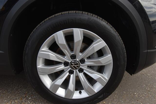 Volkswagen T-Roc 1.5 TSI Sport , TREKHAAK , VIRTUAL COCKPIT , A UITRIJ CAM , LED KOPL , PDC V+A ,