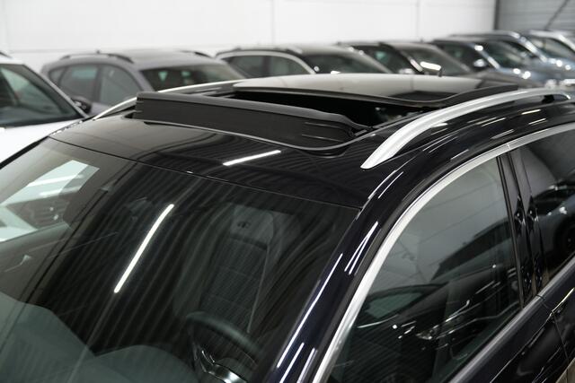 Volkswagen T-Roc 1.5 TSI 3x R-Line * Pano - Virtual - Keyless - Trekhaak - Camera - App - ACC - LED *