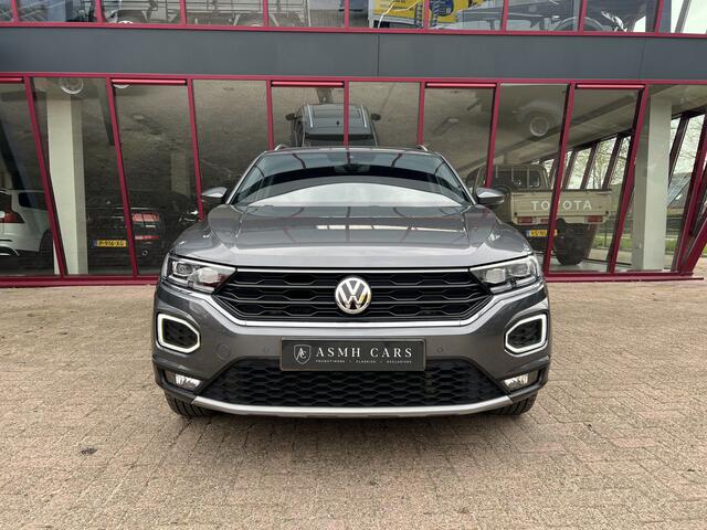 Volkswagen T-Roc 2.0 TSI 4Motion Sport | Pano | ACC | LED |Camera | Trekhaak | Stoelverw. |