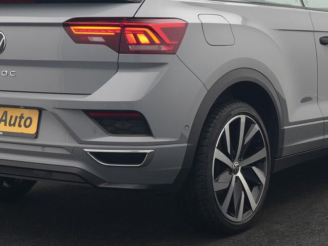 Volkswagen T-Roc Cabrio 1.5 TSI 2 x R-Line 150pk DSG Dealer O.H | Valcona Lederen Sportstoelen | Adaptive Cruise | Trekhaak Afn. | Beats Audio | IQ Drive | 19"L.M | Camera | Stuurverwarming | Keyless | Matrix LED |