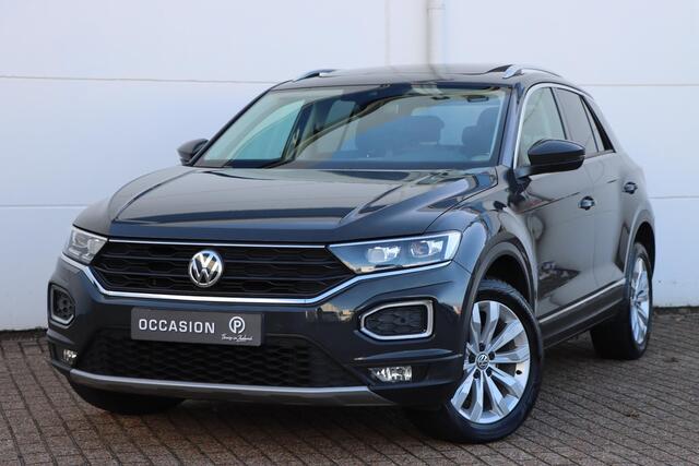 Volkswagen T-Roc 1.5 TSI Sport | Pano | ACC | Sensoren | Navi | Carplay