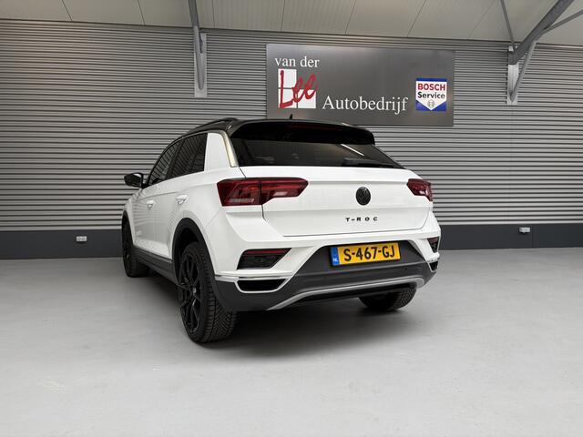 Volkswagen T-Roc 1.5 TSI SPORT/KEY-LESS/DODE HOEK/CARPLAY/CAM/DIGI CP/ENZ