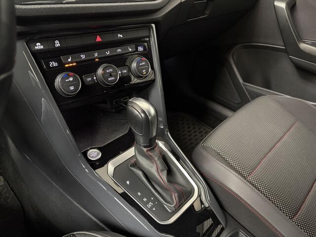 Volkswagen T-Roc 1.5 TSI SPORT/KEY-LESS/DODE HOEK/CARPLAY/CAM/DIGI CP/ENZ