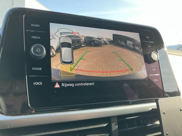 Volkswagen T-Roc 1.0 TSI/115 PK Life Edition · Apple/Android · Camera + Parkeersensoren · LED · Garantie t/m 27-06-2028 of 100000km