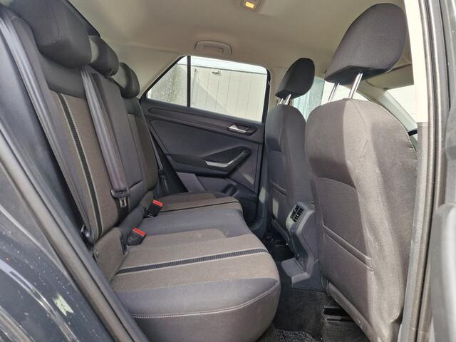 Volkswagen T-Roc 1.0 TSI Style | PDC | TREKHAAK | CARPLAY |