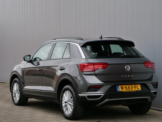 Volkswagen T-Roc 1.0 TSI Style 116 Pk Apple Carplay / PDC / Climate control / Stoelverwarming