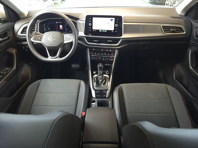 Volkswagen T-Roc 1.5 TSI Style -150pk- Automaat | IQ LED | Stoelverwarming | Rijklaarprijs incl. 1 jaar Bovag garantie