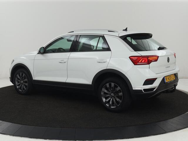 Volkswagen T-Roc 1.0 TSI Style Business | Trekhaak | Camera | Adaptive cruise | Carplay | Navigatie | Side Assist | Climate control | DAB | Parkeerhulp | Bluetooth