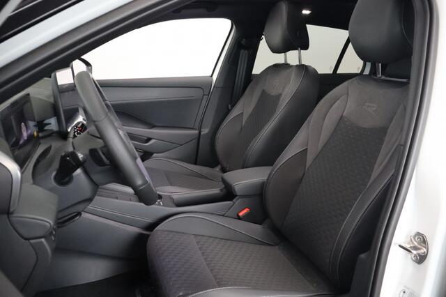 Volkswagen T-Roc 1.5 eTsi R-Line First Edition 150PK DSG Pano-Schuifdak, Trekhaak