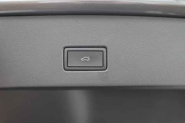 Volkswagen T-Roc 1.5 TSI Sport DSG7 150pk | Side Assist | Camera | Stoelverwarming | ACC