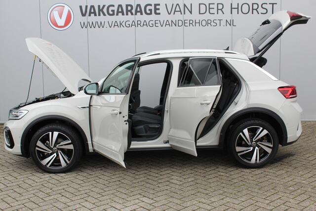Volkswagen T-Roc 1.5-150pk R-Line Edition DSG-AUTOMAAT ! Gun u het comfort van een automaat ! Slechts 16.500km ! Stoel- en stuurwielverw., IQ-light, Adaptieve cruise cntrl, Navigatie by Apple Carplay/Android auto, Autm. airco dual, Camera, Elektr. achterklep etc.
