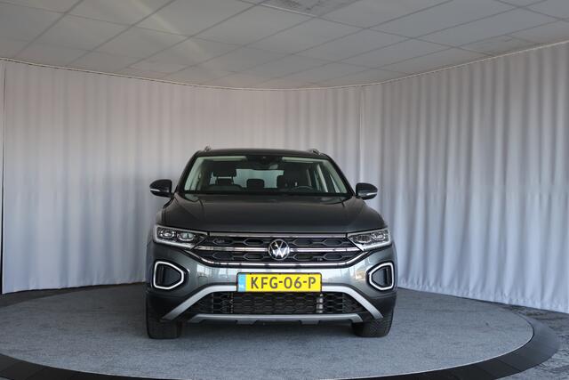 Volkswagen T-Roc 1.5 TSI Life Business, PDC, ACC, IQlight.