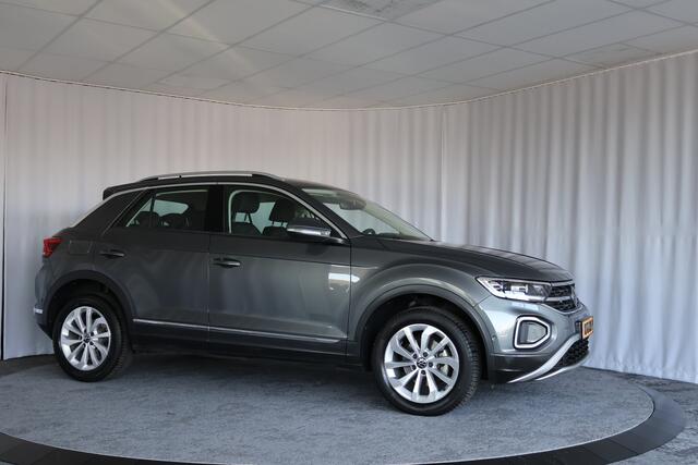 Volkswagen T-Roc 1.5 TSI Life Business, PDC, ACC, IQlight.