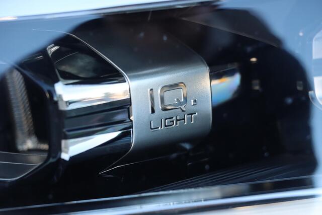 Volkswagen T-Roc Cabrio 1.5 TSI R-Line 150pk DSG7 | Camera | Beats Audio | Stoel- en Stuurverwarming | IQ.Light