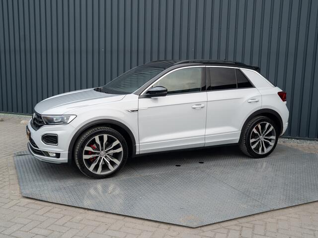 Volkswagen T-Roc 1.5 TSI Sport Business R | Apple Carplay/ Android Auto | Camera | 19'' | Trekhaak afnb. | Prijs Rijklaar!!