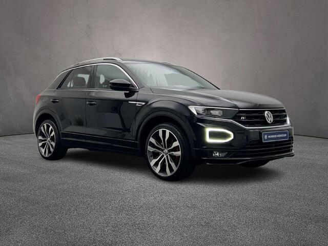 Volkswagen T-Roc Sport Business R 1.5 TSI 150PK DSG Automaat Panoramadak, Stoelverwarming, Achteruitrijcamera, Adaptive cruise control, Virtual cockpit, Navigatie, LED koplampen