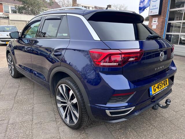 Volkswagen T-Roc 1.5 TSI SPORT R-LINE AUTOMAAT NAV COMPLEET.