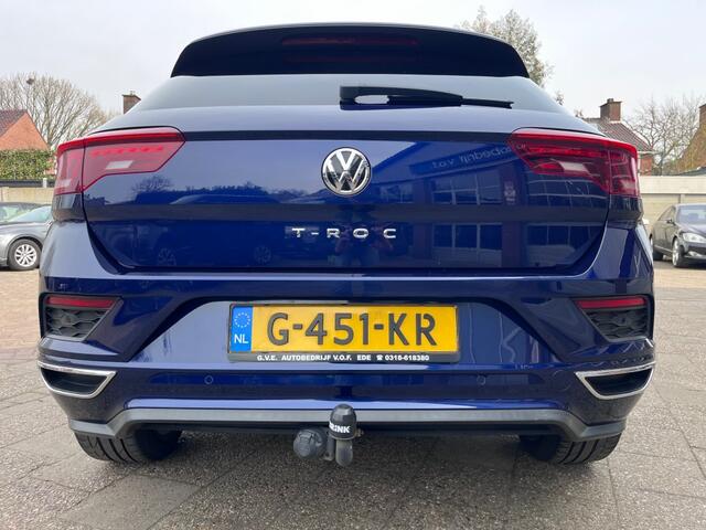 Volkswagen T-Roc 1.5 TSI SPORT R-LINE AUTOMAAT NAV COMPLEET.