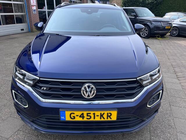 Volkswagen T-Roc 1.5 TSI SPORT R-LINE AUTOMAAT NAV COMPLEET.
