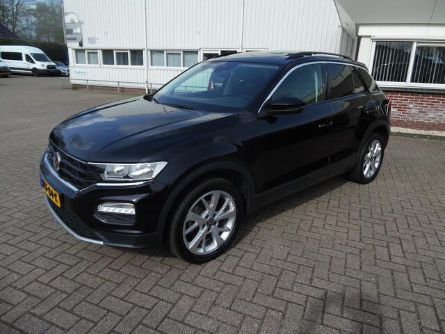 Volkswagen T-Roc 1.5 TSI Style Business