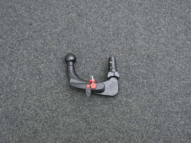 Volkswagen T-Roc Cabrio 1.5 TSI 150 pk DSG R-Line | Trekhaak | Stuur-/stoelverwarming | Navigatie | Adaptive Cruise | Side Assist