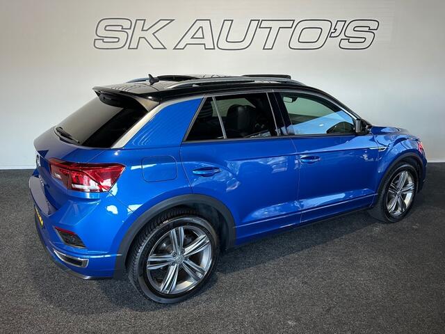 Volkswagen T-Roc 1.5 TSI SPORT l NAP l PANO l STOELVERW l VIRTUEEL DASH l R-LINE l