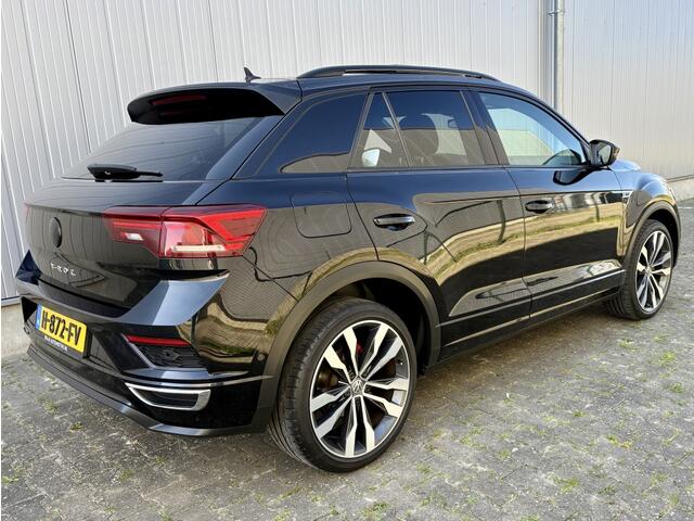 Volkswagen T-Roc 1.5 TSI DSG AUT. R-LINE BLACK OPTIC / PANO / TREKHAAK