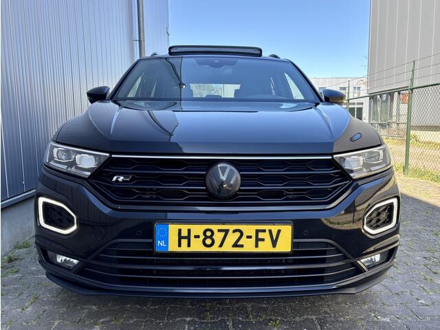 Volkswagen T-Roc 1.5 TSI DSG AUT. R-LINE BLACK OPTIC / PANO / TREKHAAK