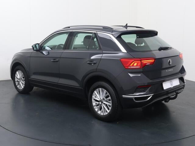 Volkswagen T-Roc 1.5 TSI Style | 150 PK | Automaat | Trekhaak | Adaptive cruise control |