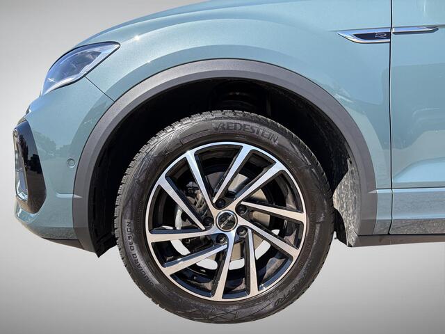 Volkswagen T-Roc 1.5 TSI R-Line NL-Auto incl. Trekhaak!