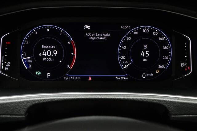 Volkswagen T-Roc 1.5 TSI Style Business | VIRTUAL COCKPIT | CLIMA | NAVIGATIE | CAMERA | 19"