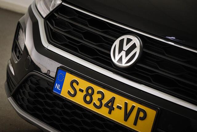 Volkswagen T-Roc 1.5 TSI Style Business | VIRTUAL COCKPIT | CLIMA | NAVIGATIE | CAMERA | 19"