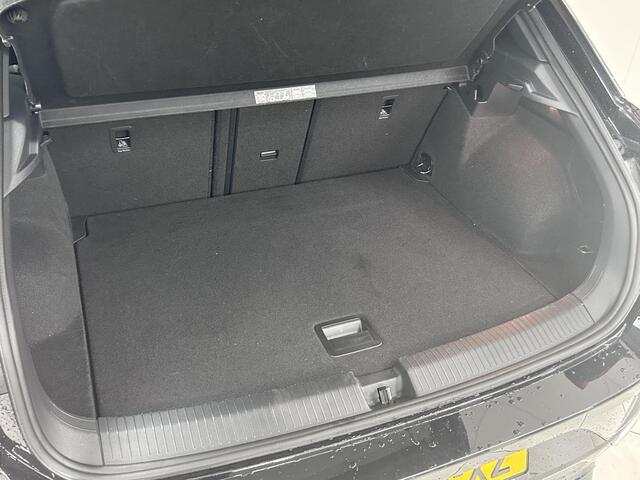 Volkswagen T-Roc 1.5 TSI Sport Business R ELEKTRISCH PANORAMADAK | TREKHAAK | ELEKTRISCHE ACHTERKLEP