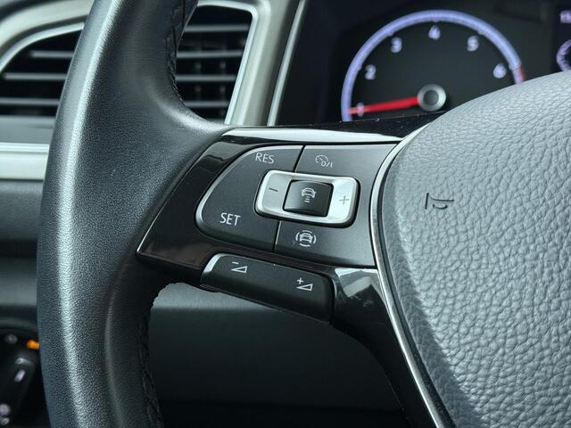 Volkswagen T-Roc 1.0 TSI Style | 110 PK | Climate control | Navigatiesysteem | Adaptive cruise control | navigatiesysteem |