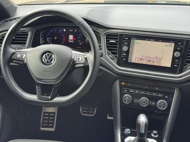 Volkswagen T-Roc 1.5 TSI Sport R Panodak,Carpl,Cam,Cruise,Pdc