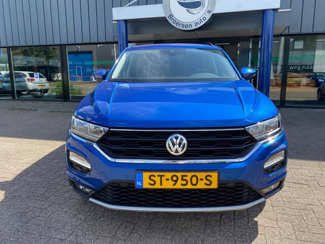 Volkswagen T-Roc 1.0 TSI 115pk Style | DAB+ | Apple / Android integratie
