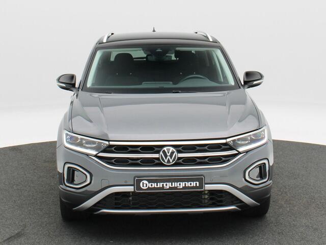 Volkswagen T-Roc 1.5 TSi 150 Pk Automaat Style | Camera | Adaptive Cruise | Stoelverwarming | CarPlay | navigatie | 17 Inch | 26.368 Km !!
