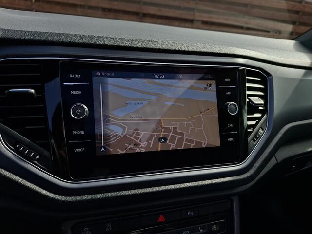 Volkswagen T-Roc Cabrio 1.5 TSI R-Line automaat, navi, adapt. cruise