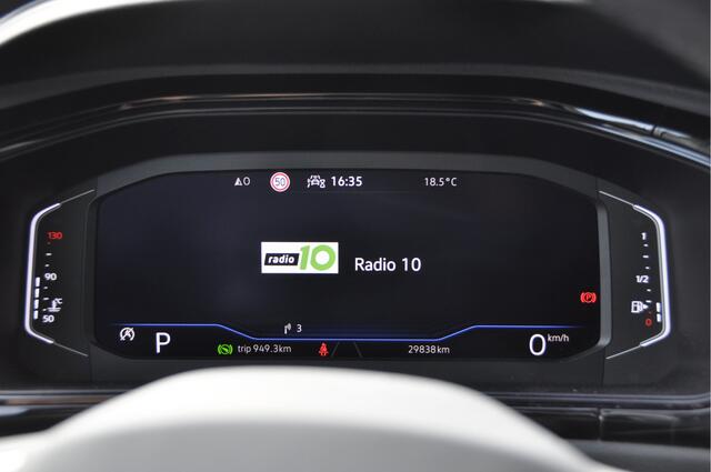 Volkswagen T-Roc 1.5 TSI Style Trekhaak ACC NAVI Black Syle