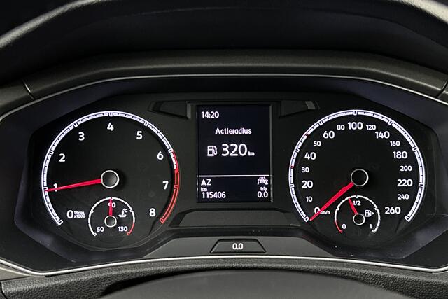 Volkswagen T-Roc 1.0 TSI Style Business | Camera | Adaptieve cruise control | Lichtmetalen velgen