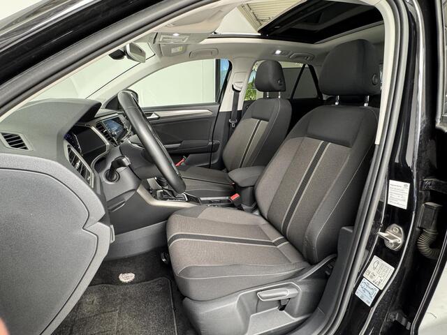 Volkswagen T-Roc 1.5 TSI Style Business | Panoramadak | Navigatie | Climate Control | Elektrische Achterklep |