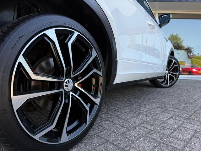 Volkswagen T-Roc 2.0 TSI 4Motion Sport - R-Line Pano Camera Leder Navi