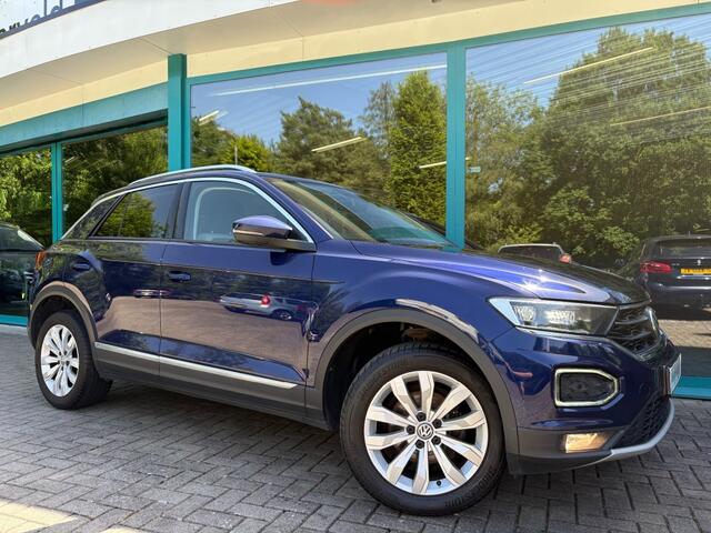 Volkswagen T-Roc 1.5 TSI SPORT DSG, Virtual, CarPlay, LED, Camera, TrHaak