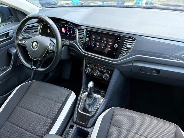 Volkswagen T-Roc 1.5 TSI SPORT DSG, Virtual, CarPlay, LED, Camera, TrHaak