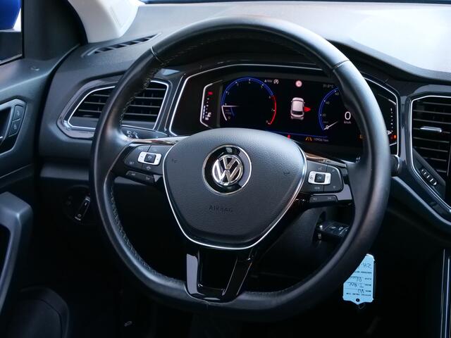Volkswagen T-Roc 1.5 TSI Sport 150 PK Navi / DAB / Apple Carplay / Trekhaak