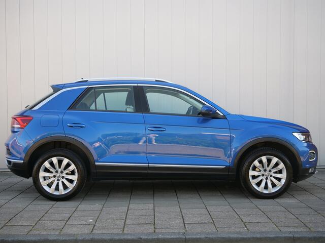 Volkswagen T-Roc 1.5 TSI Sport 150 PK Navi / DAB / Apple Carplay / Trekhaak